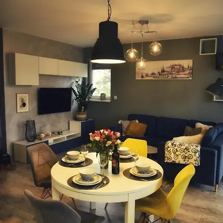 Apartment Apartament Na Zielonej Z Tarasem Pila (Pila)