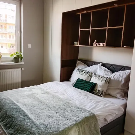 Apartament Na Zielonej Z Tarasem Apartment *
